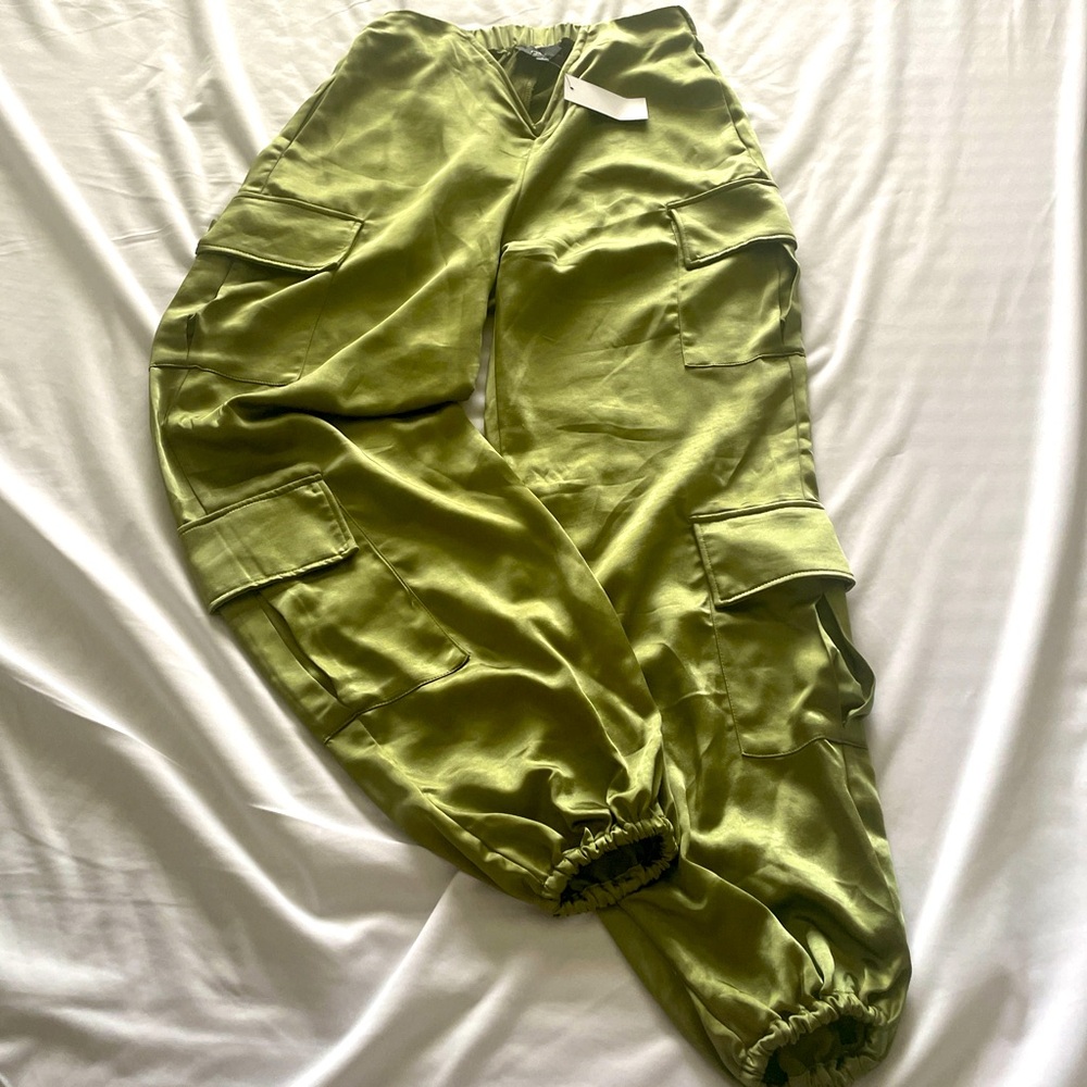 Preowned (unused) cargo style joggers, khaki green, size small.